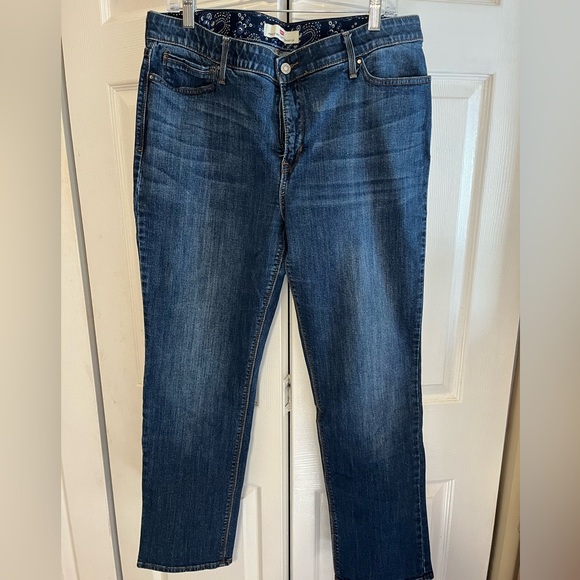 Levi's Blue Straight Leg Jeans with Classic Wash - Picture 1 of 6